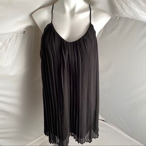 Romeo Juliet Couture accordion pleat chiffon cocktail dress